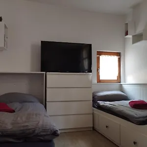  Apartment 10